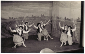 F19 Revue Coop. De Eendracht, 1955, zomerdans